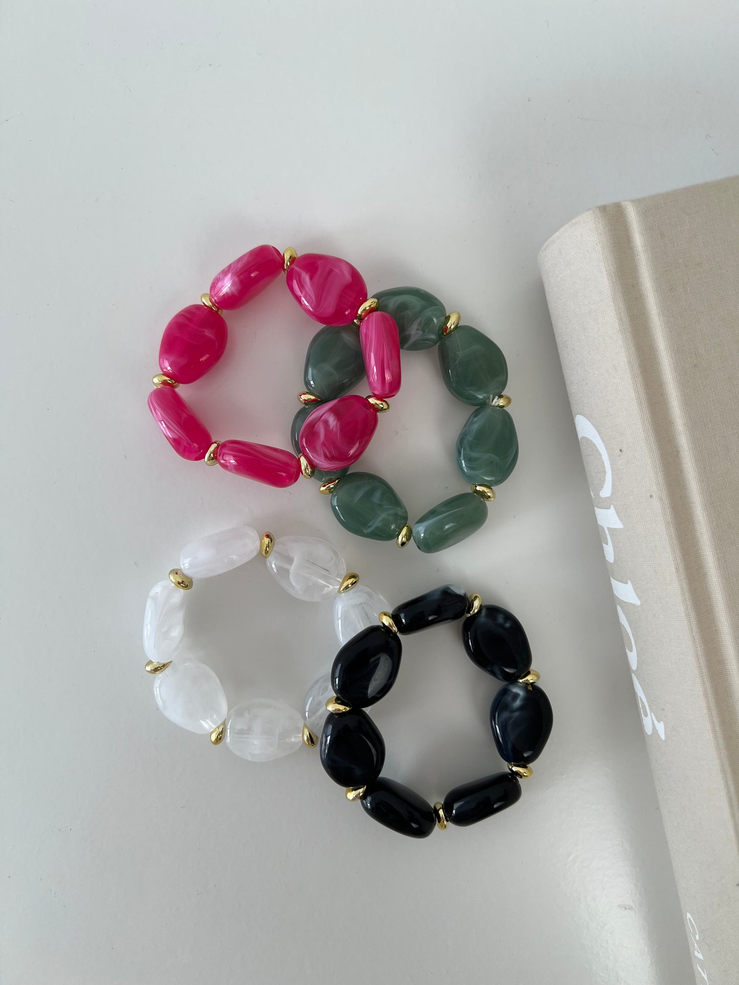Kleurrijke kralen armband
