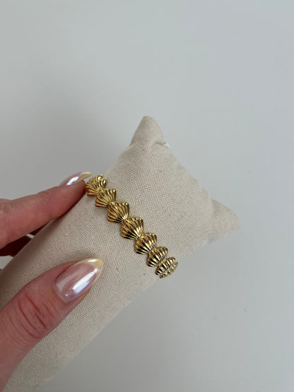 Bangle subtiele zeeschelpjes
