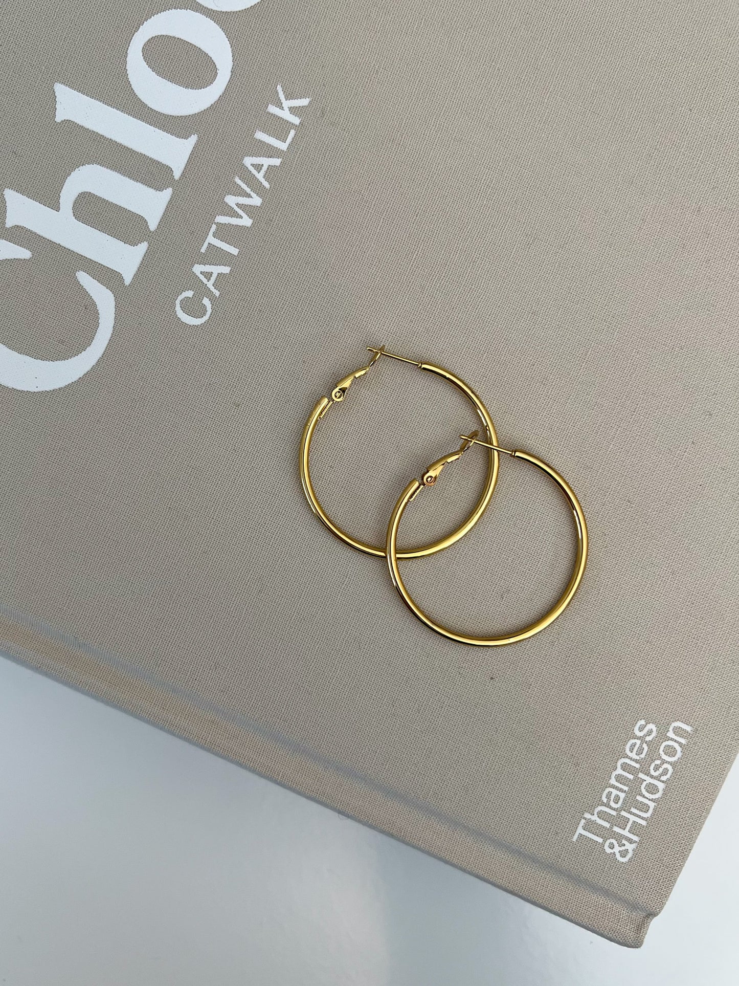 Thin hoop oorbellen 30mm