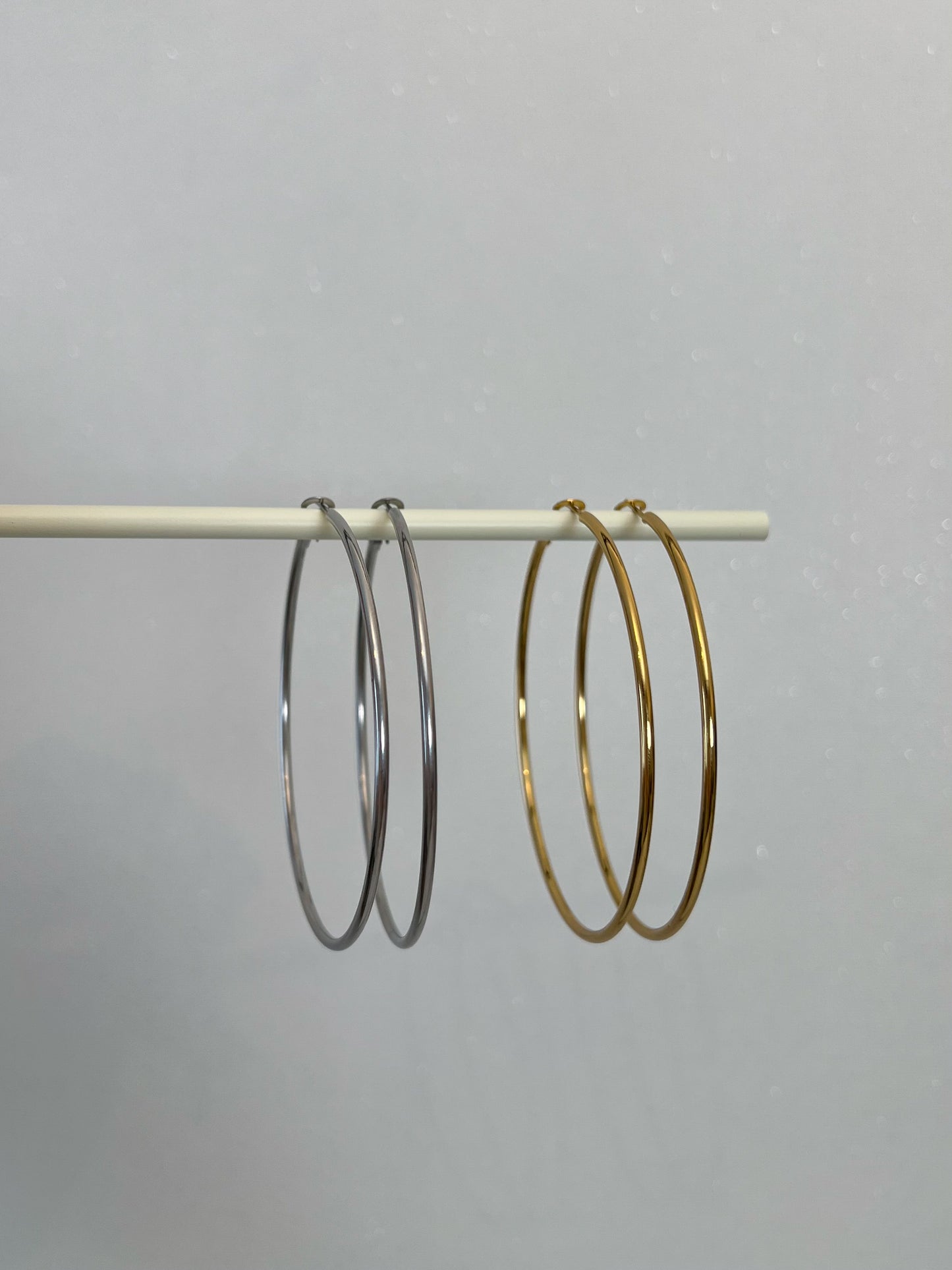 Thin hoop oorbellen 70mm