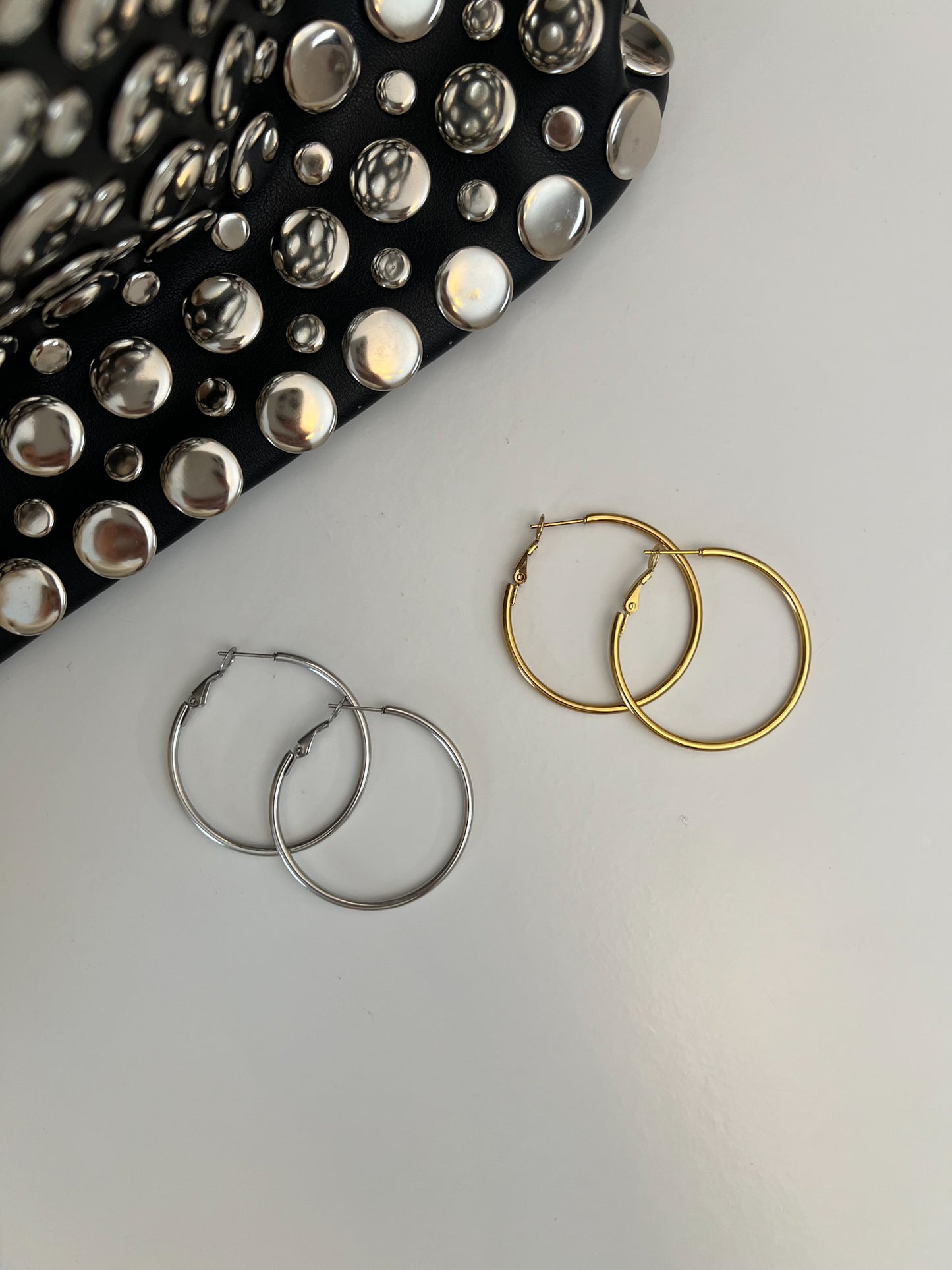 Thin hoop oorbellen 40mm
