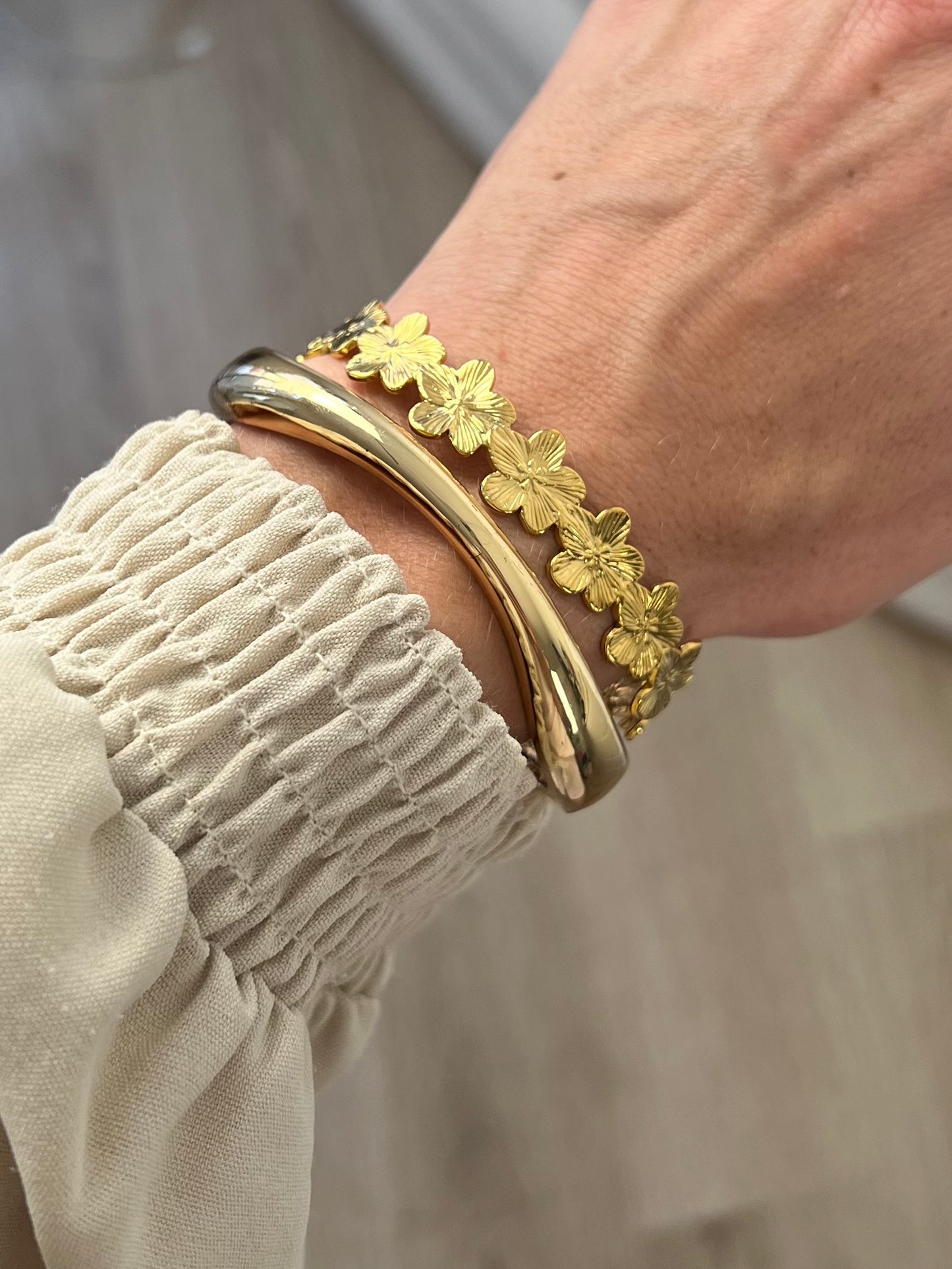 Bangle subtiele bloemetjes