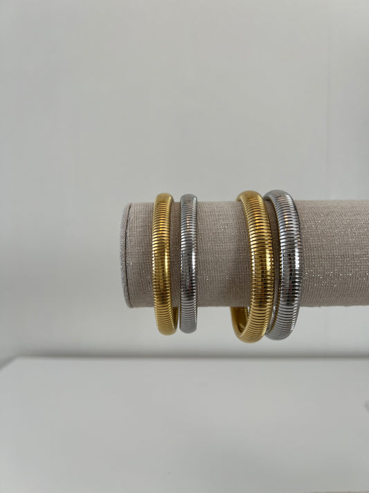 Stretch snake armband 8mm