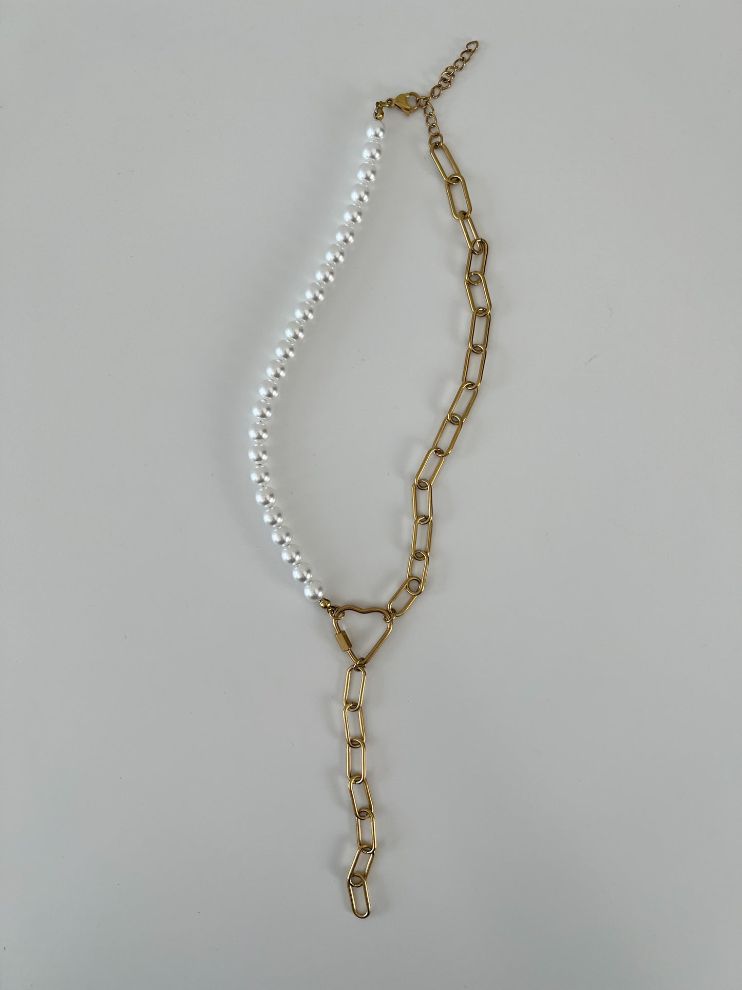 Ketting beads met hartje in V